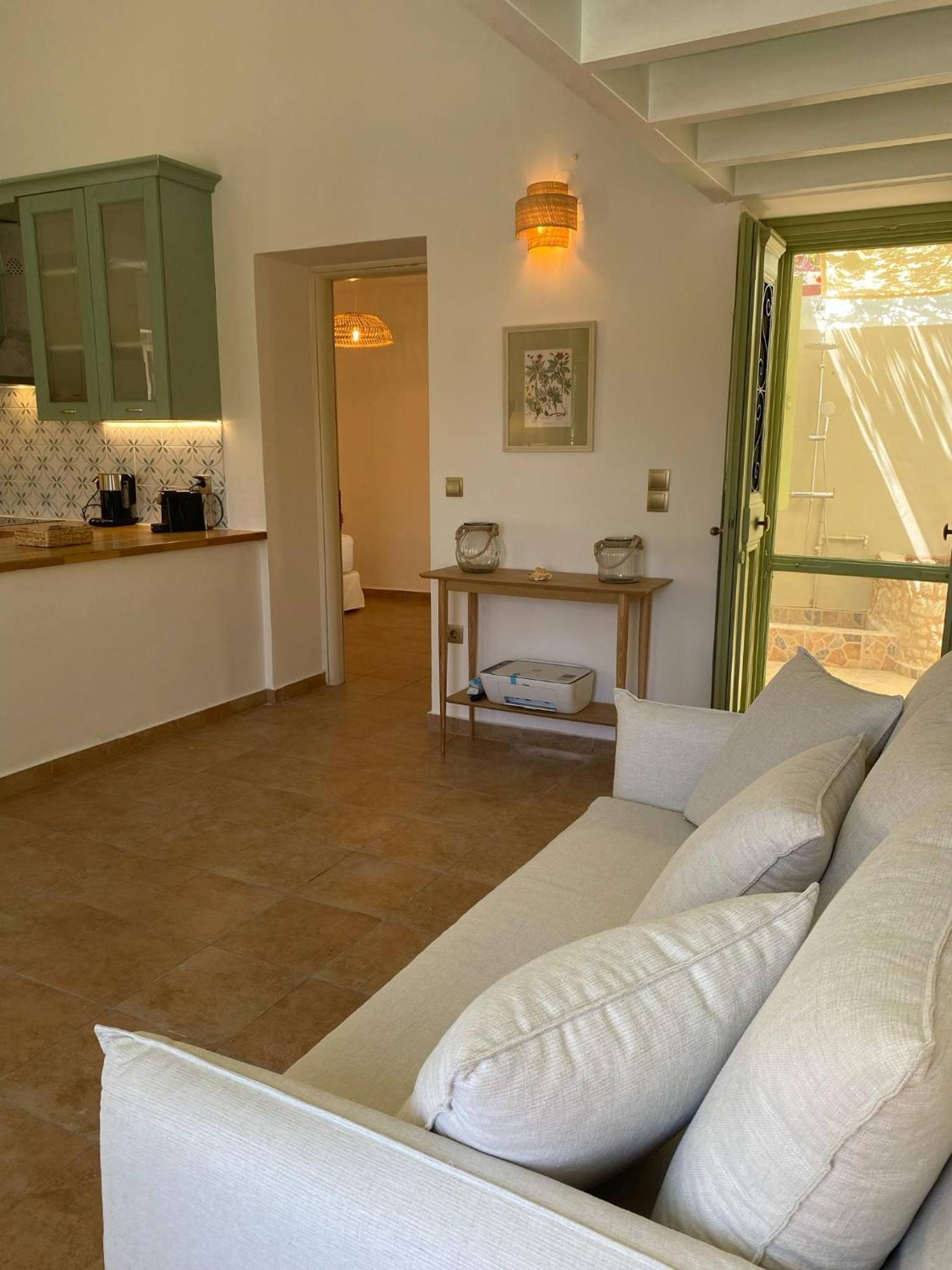 Villa Theoni Chalki Town Exterior foto