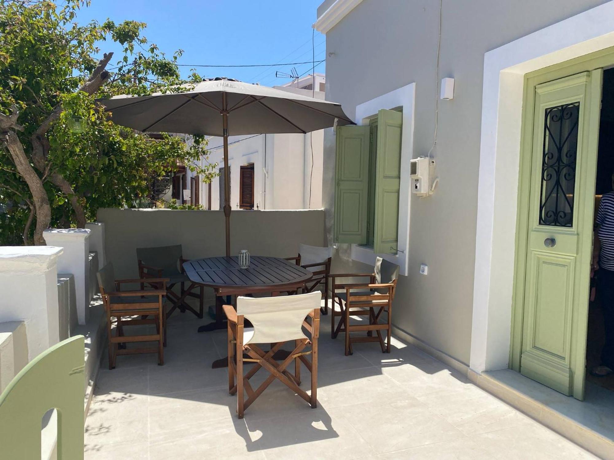 Villa Theoni Chalki Town Exterior foto