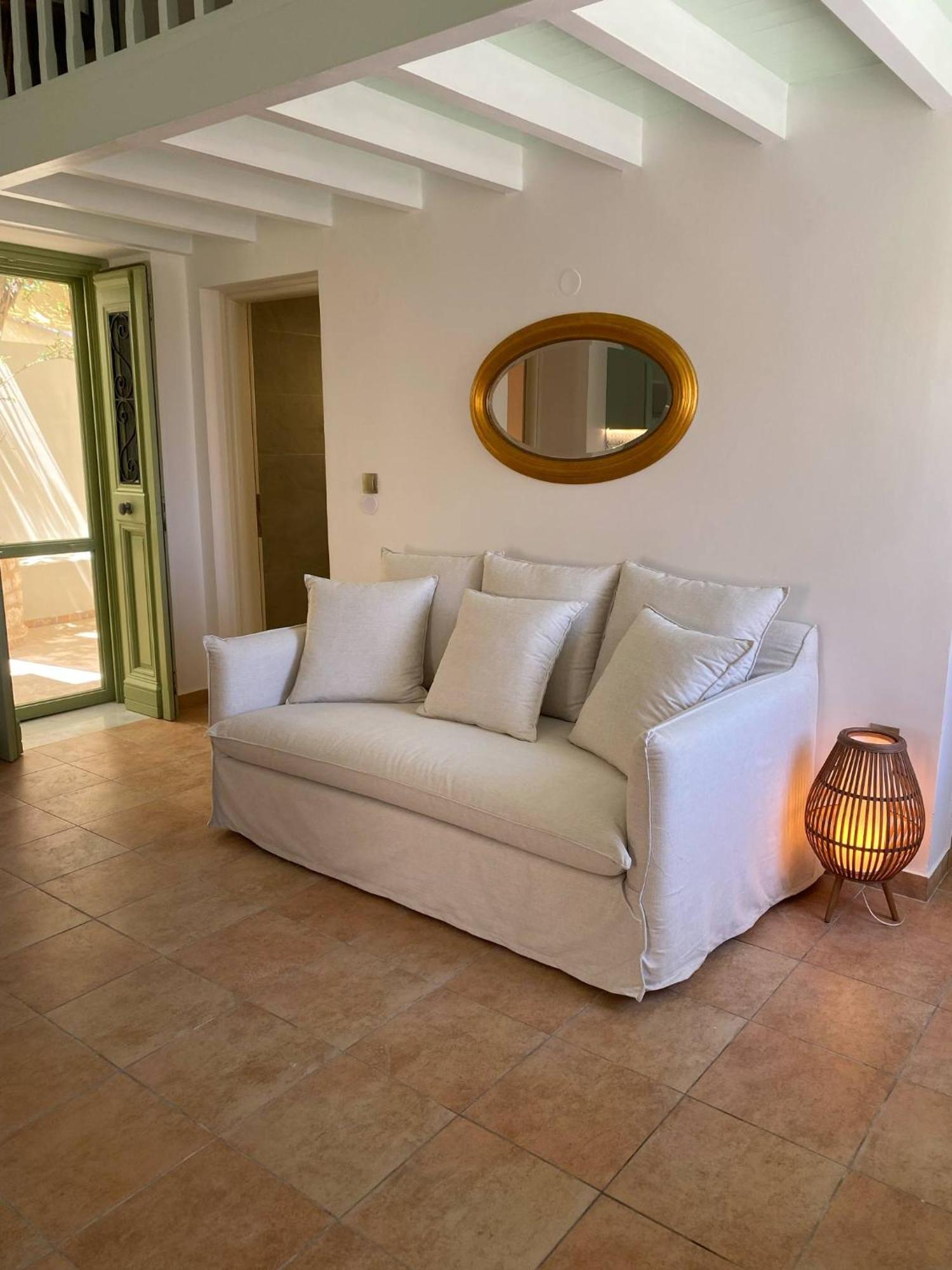 Villa Theoni Chalki Town Exterior foto